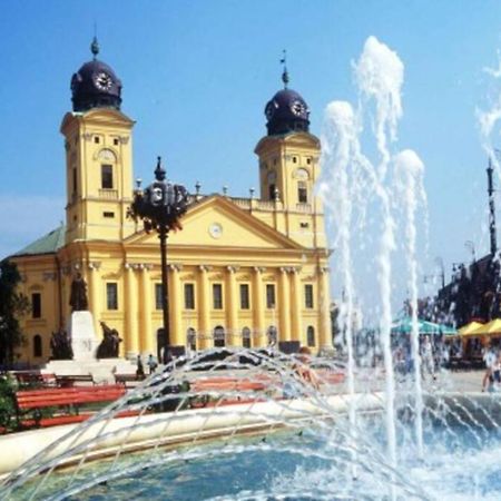 City Center Apartment Debrecen Eksteriør bilde