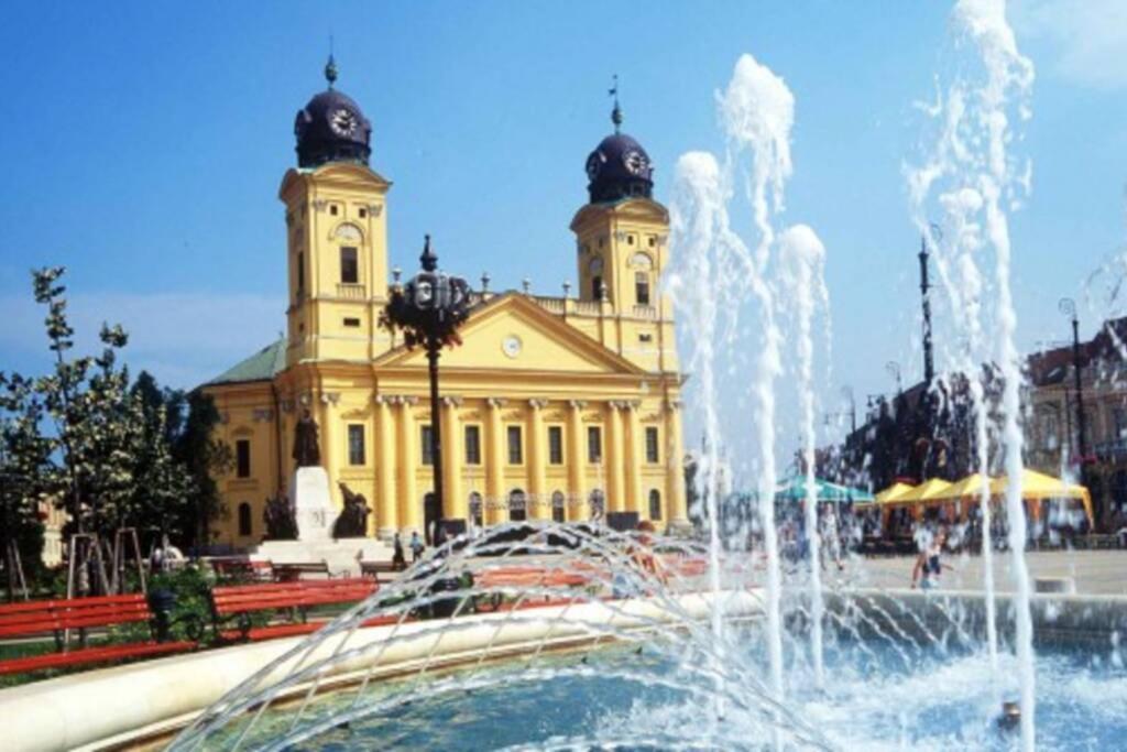 City Center Apartment Debrecen Eksteriør bilde