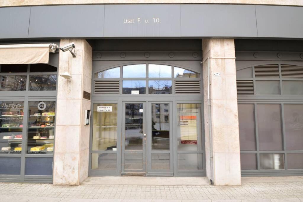 City Center Apartment Debrecen Eksteriør bilde